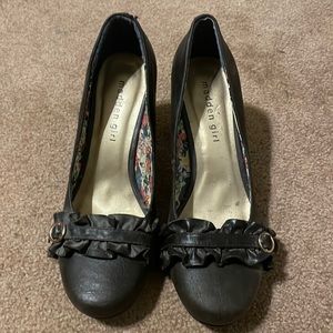 Madden Girl brown heels